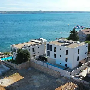 Adastra , Maslenica Kroatien